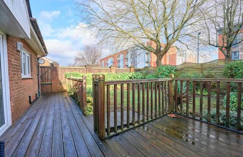 Bespoke Bungalow Salford Quays - Garden, WiFi and Parking - Foto 13