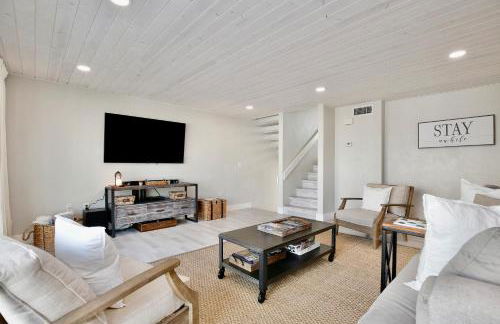 ZEN BEACH RETREAT - OCEAN VIEW TOWNHOUSE -No Drive Beach - Foto 88