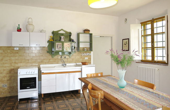 2 bedroom Apartment in Certaldo with swimming pool and garden - Photo 9