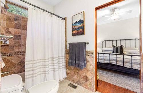 8-Bedrooms with Stunning Views & 75' Lap Pool - Foto 44