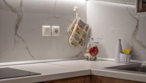 ΠΟΛΥΤΕΛΕΣ -ΜΟΝΤΕΡΝΟ ΔΙΑΜΕΡΙΣΜΑ - Foto 4