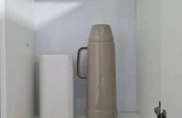 Kitnet304 centro,c linda vista janela, tv smart - Foto 13