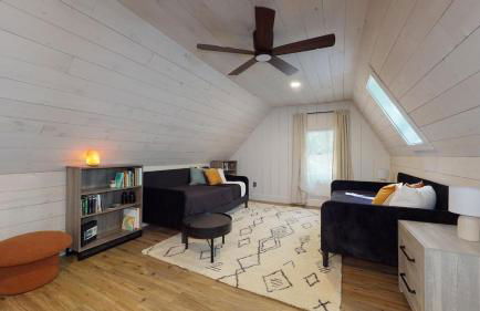 Relaxing A-Frame with Hot Tub and Lake Access - Foto 23