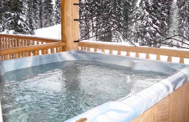 Silver Bullet Inn by Apex Accommodations - Photo 1