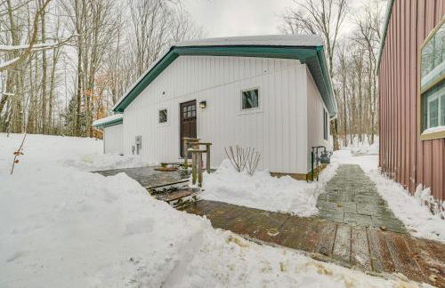 22 Mi to Boyne Mountain Home with Fire Pit! - Foto 18