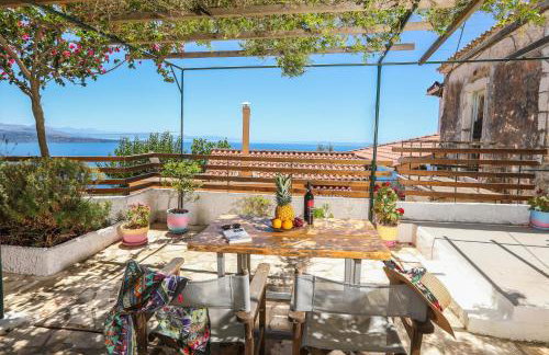 Joannas Sea-View Stone House - Foto 1