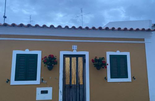 Casinha Amarela - Foto 3