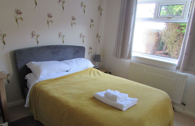 Spacious Detached Bungalow With Ample Parking - Foto 8