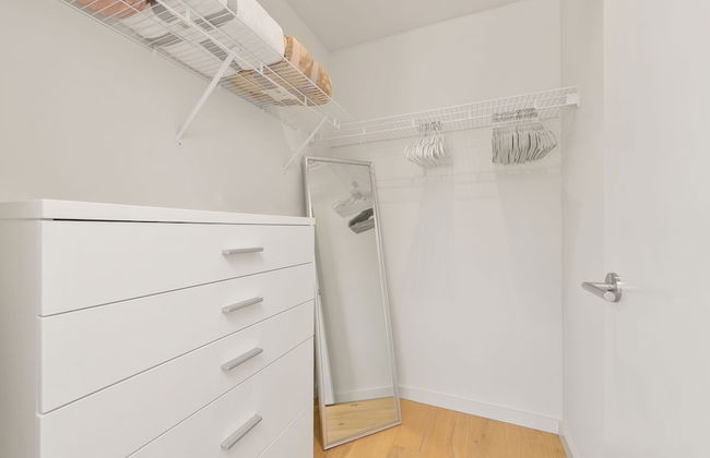 Sky Ala Moana 4209 2 Bedroom Condo by RedAwning - Photo 28