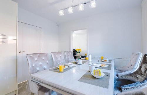 Hasting's House by YourStays - 3 Bedroom House in Stoke-on-Trent - Foto 16