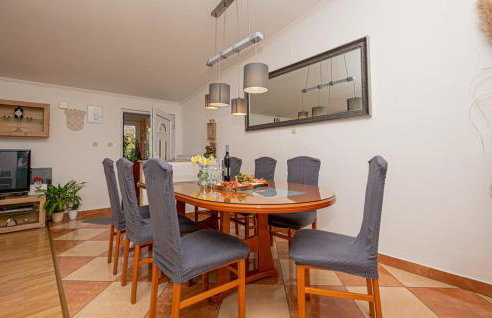 Family Jelavić Holiday House - Photo 20