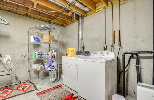 Near Medical Corridor Whimsy Wisconsin Duplex - Foto 28