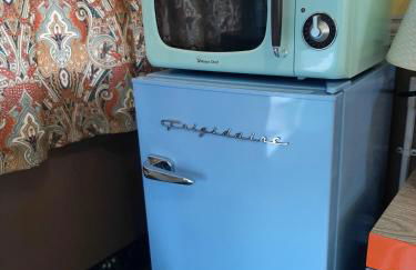 The New Star Motel with Studio-Kitchens: 1950s Extended-Stay Lodging and Retreat Center - Foto 38