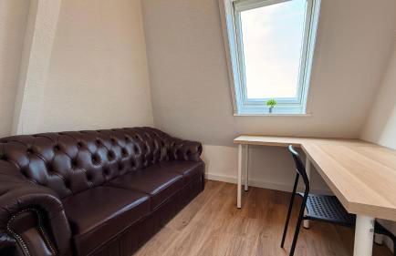 Hugos Nest Ferienwohnung Neumünster WLAN & Arbeitsplatz - Foto 7