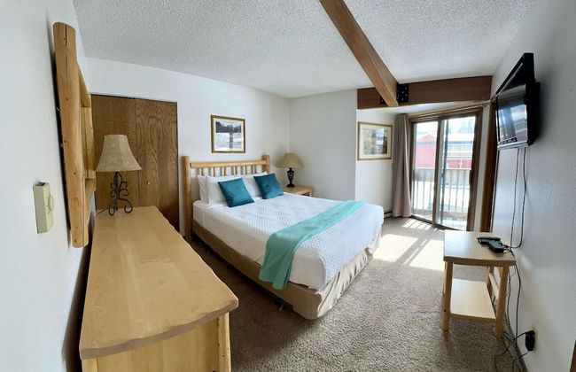 Silverado II Resort & Event Center - Photo 46