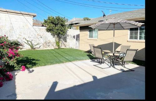 My Cozy Duplex A in the Heart of West Side - Foto 24