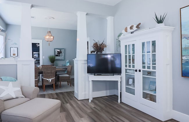 Vibrant Bungalow 2 Minutes to the Beach - Foto 65