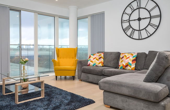 Impeccable 3-bed Apartment in London - Foto 14