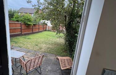 2 bedroom end terrace house - Foto 8