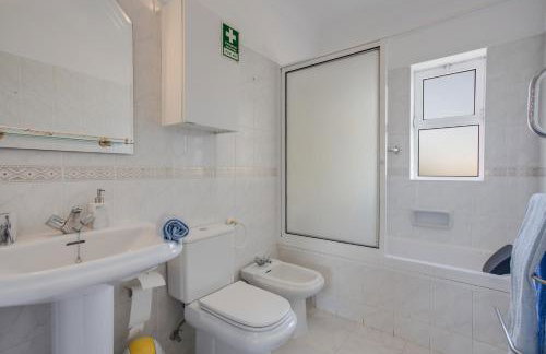 Ariana Apartment - Photo 13