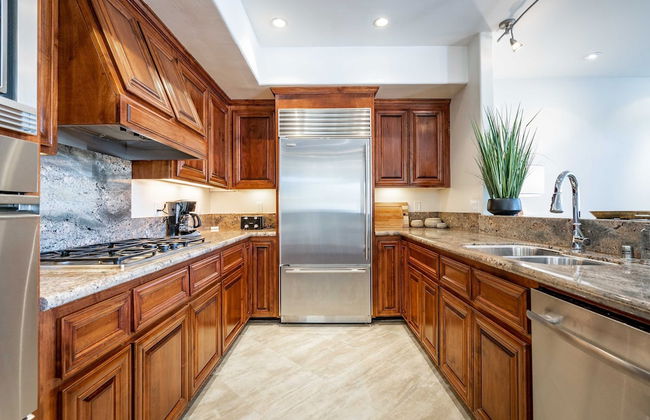 Your Home in San Diego - Two-car Garage - Foto 20