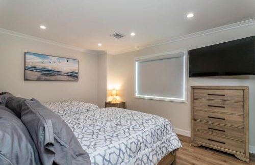 Family Beach House, 400ft to Beach, Parking, BBQ - Foto 31