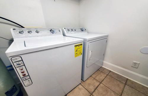 Castaway Cove -Lake Norman Waterfront Home with Private Dock - Foto 30