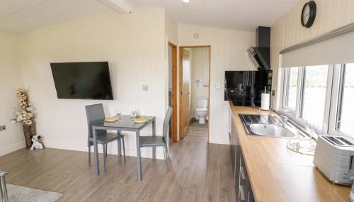 Cotswold View 3 - Photo 4