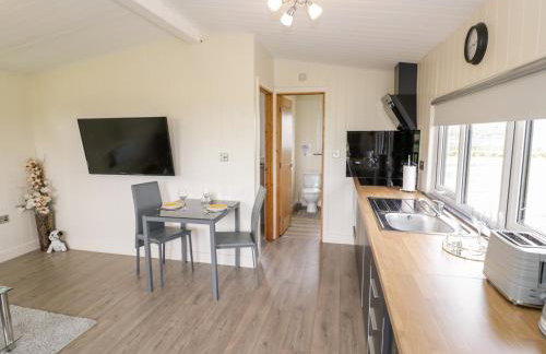 Cotswold View 3 - Photo 4