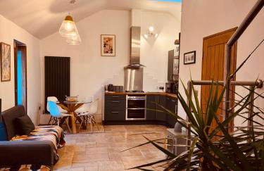 Woodland, Canal & Lakeside Cottage - Foto 6