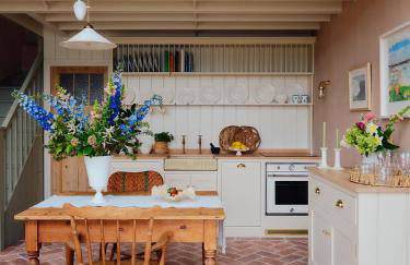 1-bed luxury seafront cabin in heart of Newlyn, Mousehole - Photo 6