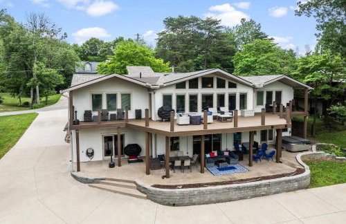 Grande Villa – Lake Cumberland View • Hot Tub • Game Room • Walk to Boat Ramp ➠ 389 - Foto 67