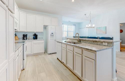 Dog & wedding-friendly home with private pool bikes & beach gear - Foto 9