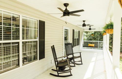 Dahlonega Escape, Wineries, Game Room, Hiking - Photo 5