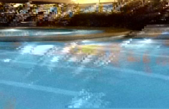 Makati CBD Resort 2 bedroom - Foto 1