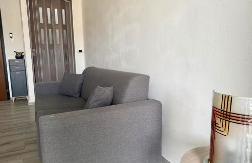 HOST4U - Vista Valle a pochi passi dalla Stazione e Centro di Imperia - Foto 8