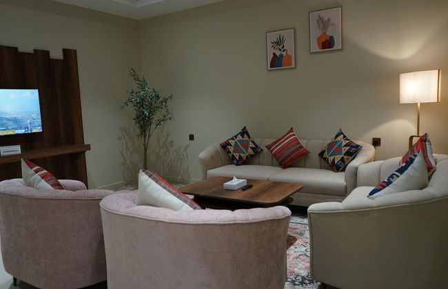 Rayyan Al Janadriah - Foto 32