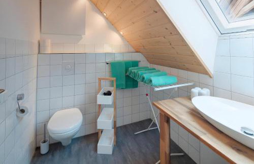 Hof in L i e b e s d o r f - Akelei - Foto 7