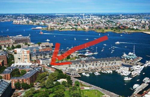 Boston Harbor views Modern north end condo FREE PARKING! - Foto 25