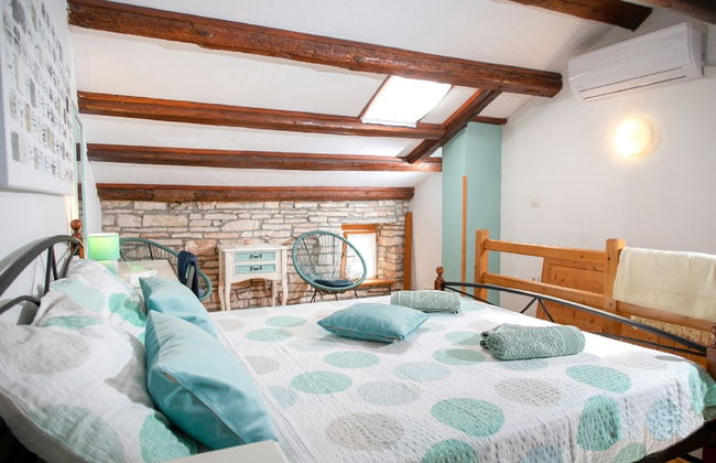 Adorable Holiday Home With Pool and Terrace - Foto 7