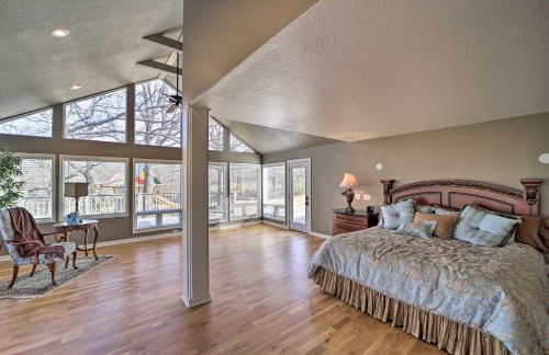 Grand Tulsa Getaway with Private Pond, Dock and Deck - Foto 17