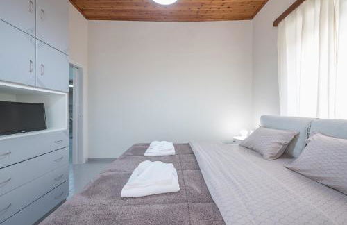 In the center of Messolonghi - Photo 66