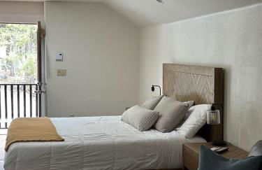 Cozy Private McCall Downtown Remodeled Studio - Foto 8