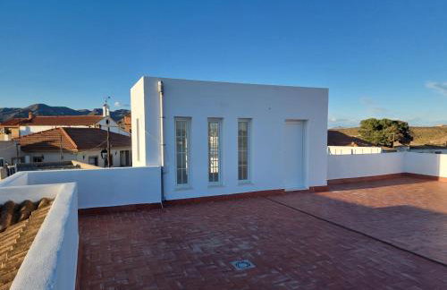 villa piscina y vistas espectaculares a la montana , gran terraza y aire acondicionado - Foto 14