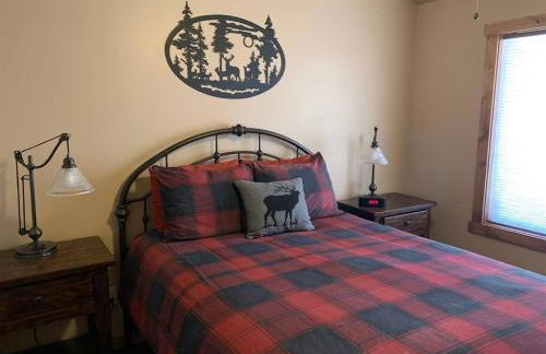 Skyfall Cabin. Stunning views, Hot Tub, minutes from Zion - Foto 9