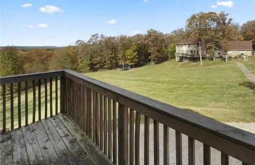 Ozark Mountain Retreat- Movie Theatre Dance Floor - Foto 23