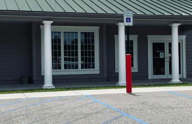 First Class Treatment Luxurious end unit Patio Pool Restaurant Bar on premises Steps away from Everything else! Spacious Condo Stocked with all You Need! - Foto 70