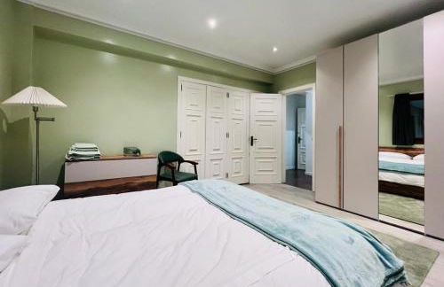 Apartamento adosado con terraza en Playa América, Nigrán - Foto 4