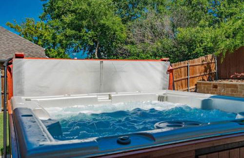 Rockwall Luxury Retreat-Pool/Spa/Patio/Gameroom - Foto 55