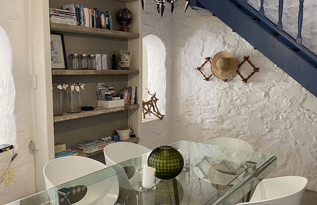 Purple House - Photo 34